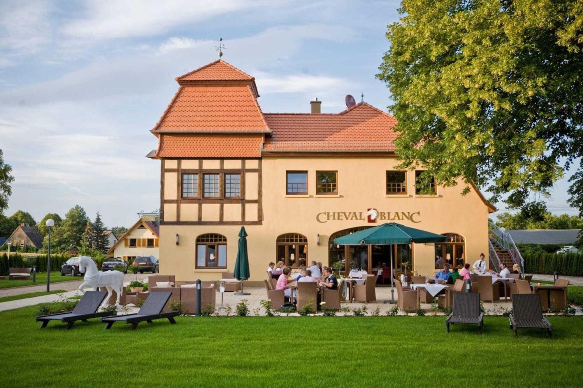 Bernsteinschloss Wendorf  المظهر الخارجي الصورة