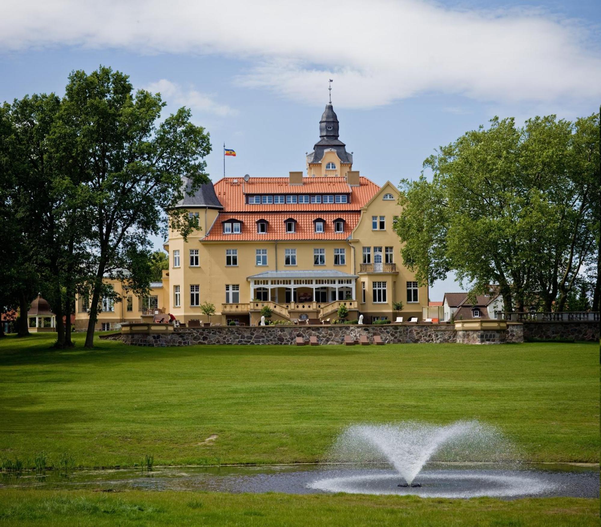 Bernsteinschloss Wendorf  المظهر الخارجي الصورة